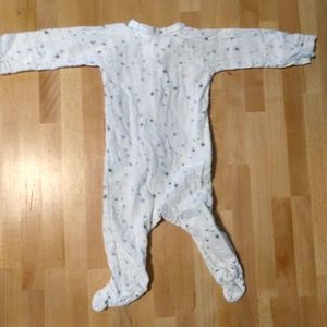 aden and anais footed sleeper